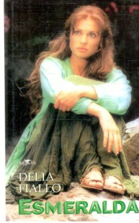 Esmeralda - Fiallo Delia